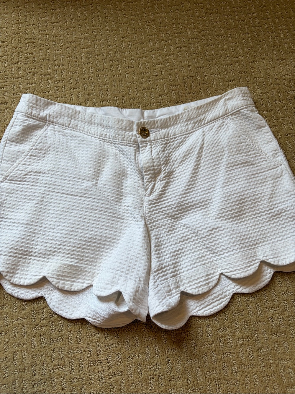 Lilly Pulitzer White Scalloped-Hem Textured Shorts